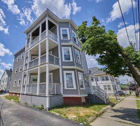 Photo of 44 A&B Park St, Lynn, MA 01905 (MLS # 73542427)