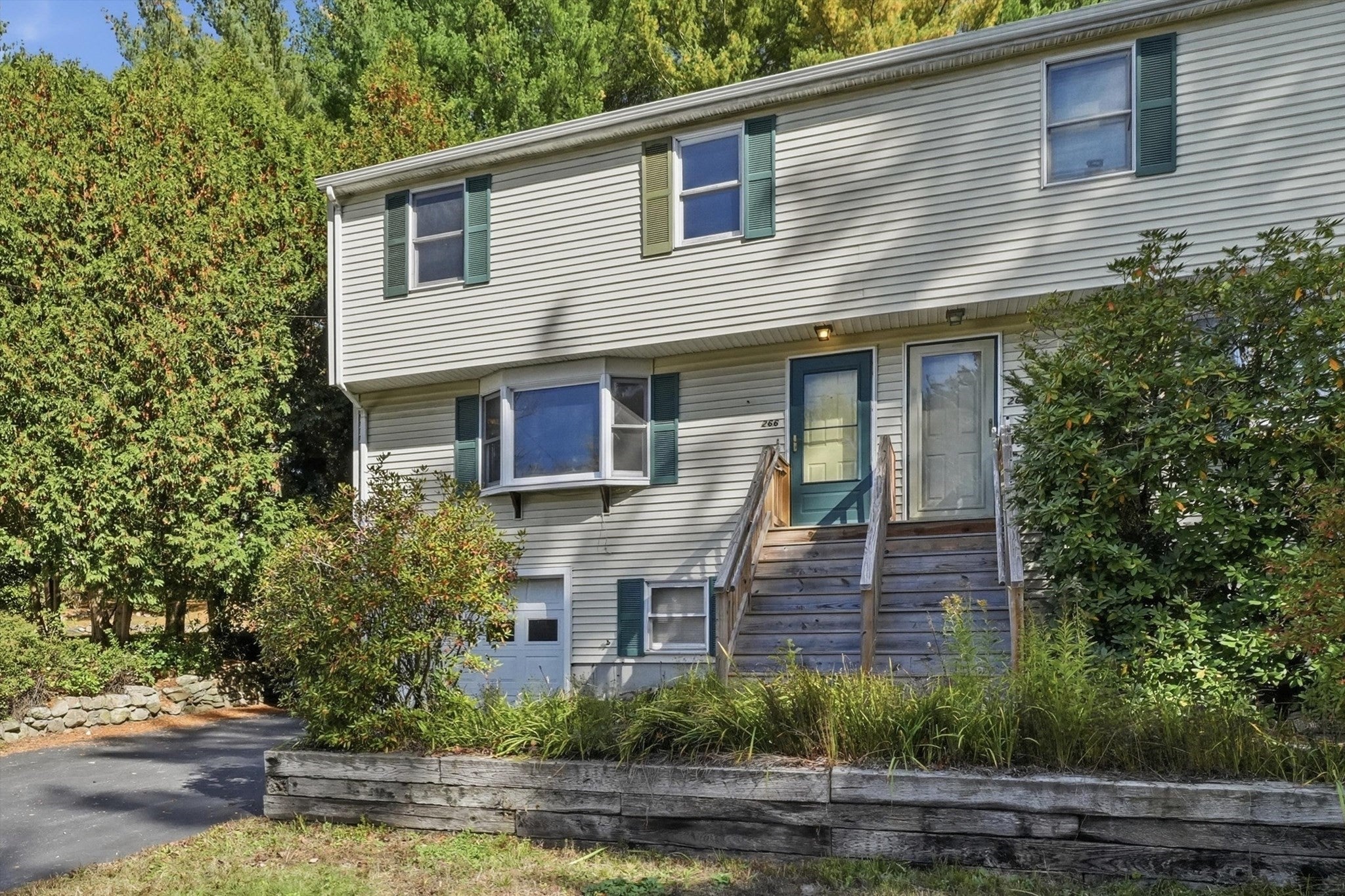 266 Front St 266
