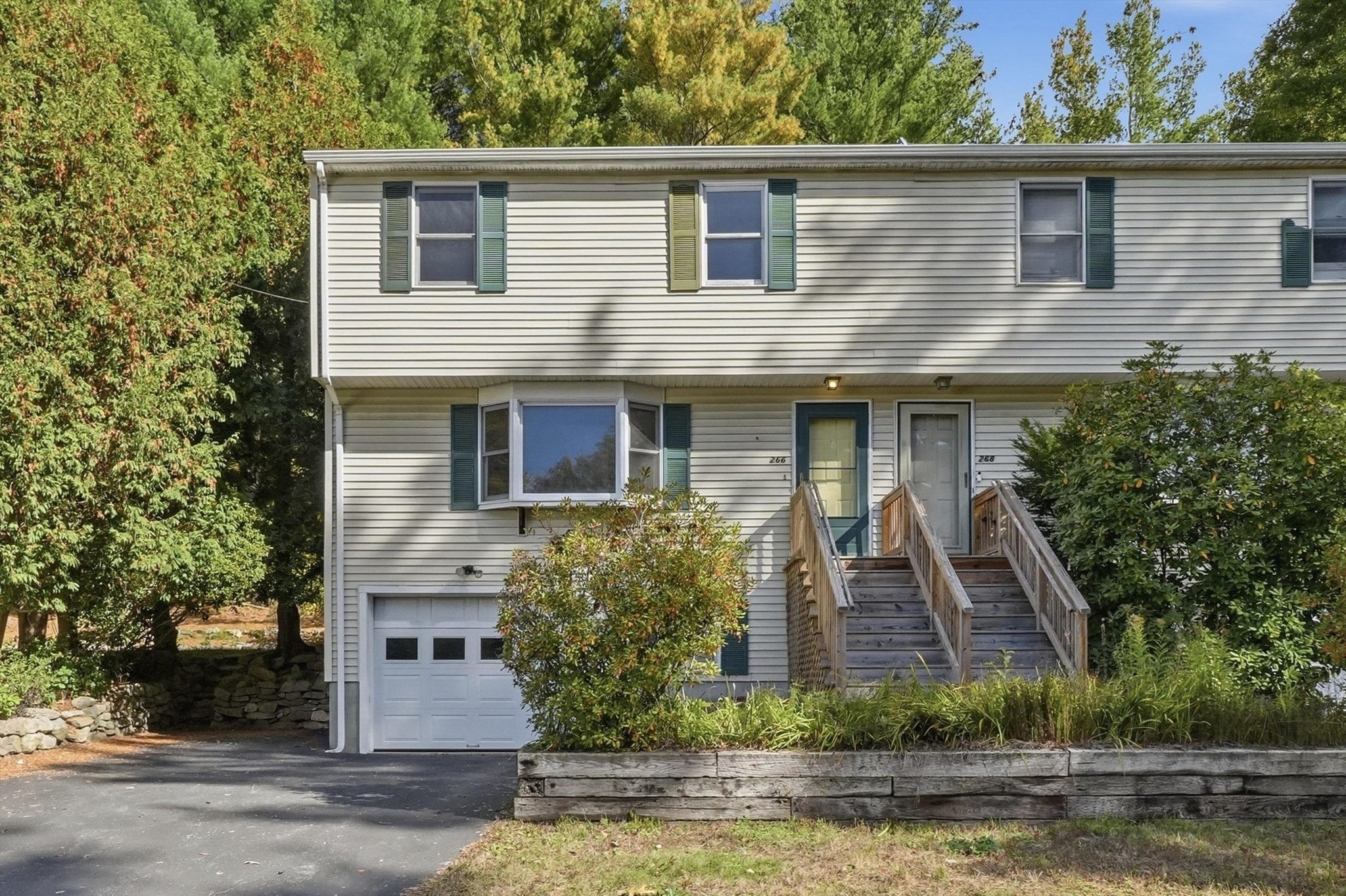 266 Front St 266