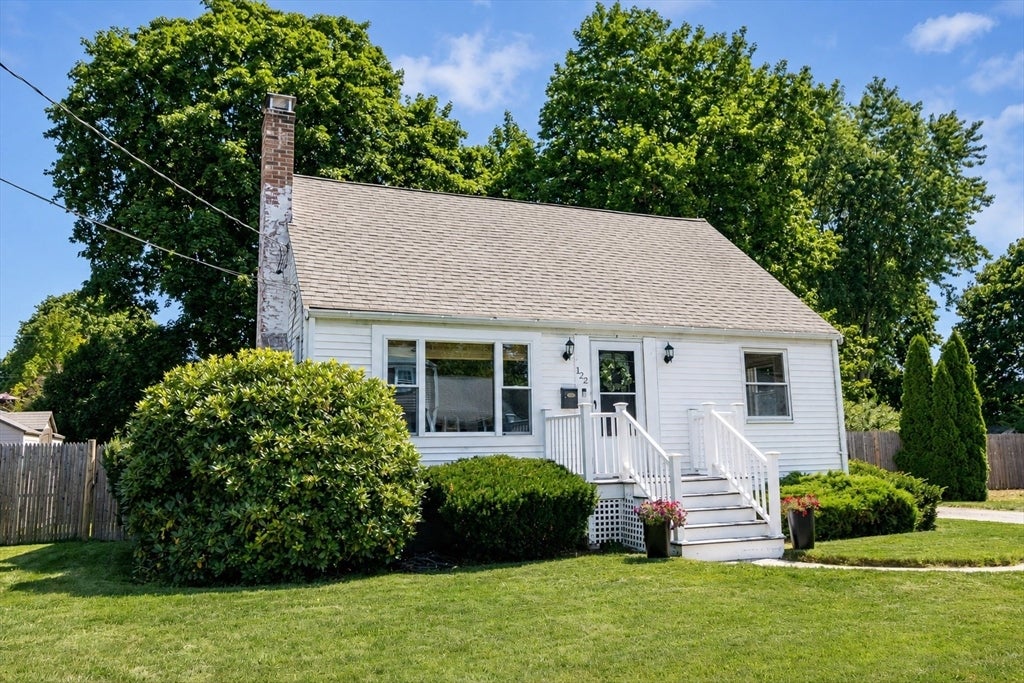 Photo of 122 Moncrief RD, Rockland, MA