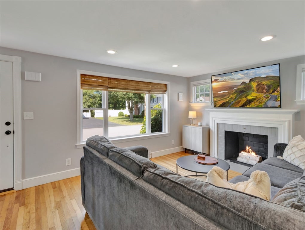 122 Moncrief RD, Rockland, MA, 122 Moncrief RD, Rockland, MA Photo #9