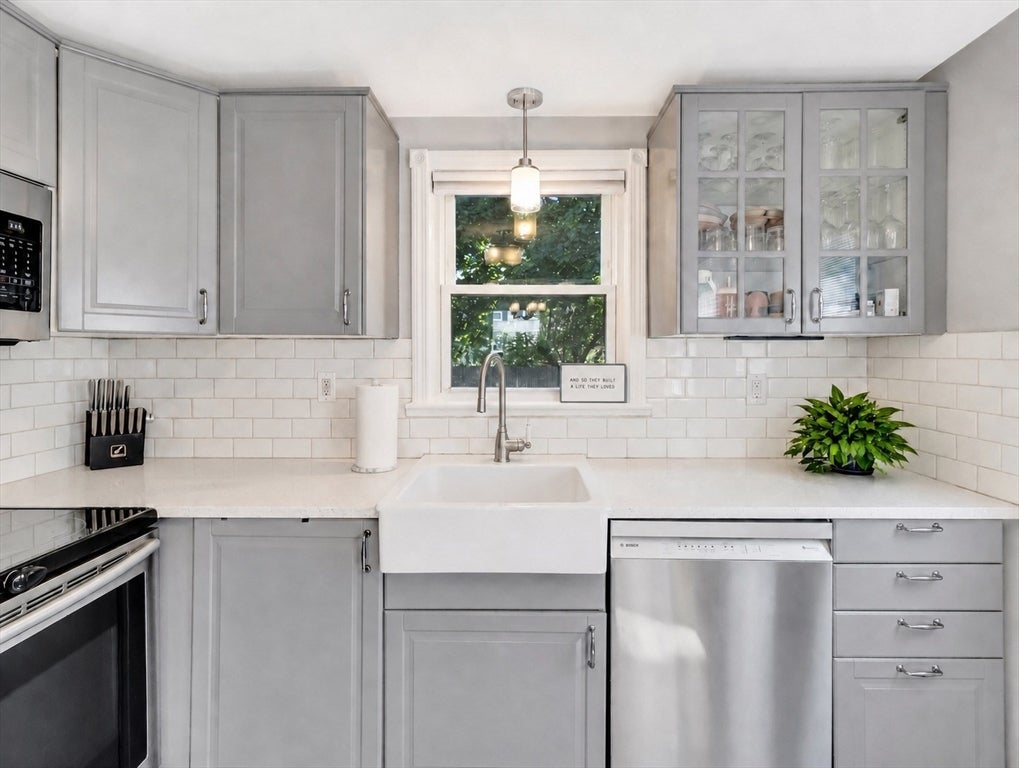 122 Moncrief RD, Rockland, MA, 122 Moncrief RD, Rockland, MA Photo #4