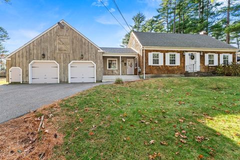 73 Butterworth Dr Attleboro MA 02703