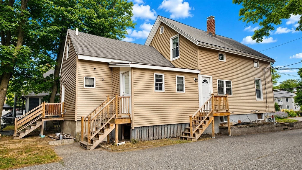 Photo 1 of 11 — 50 Hammond St 2, Waltham, MA 02451
