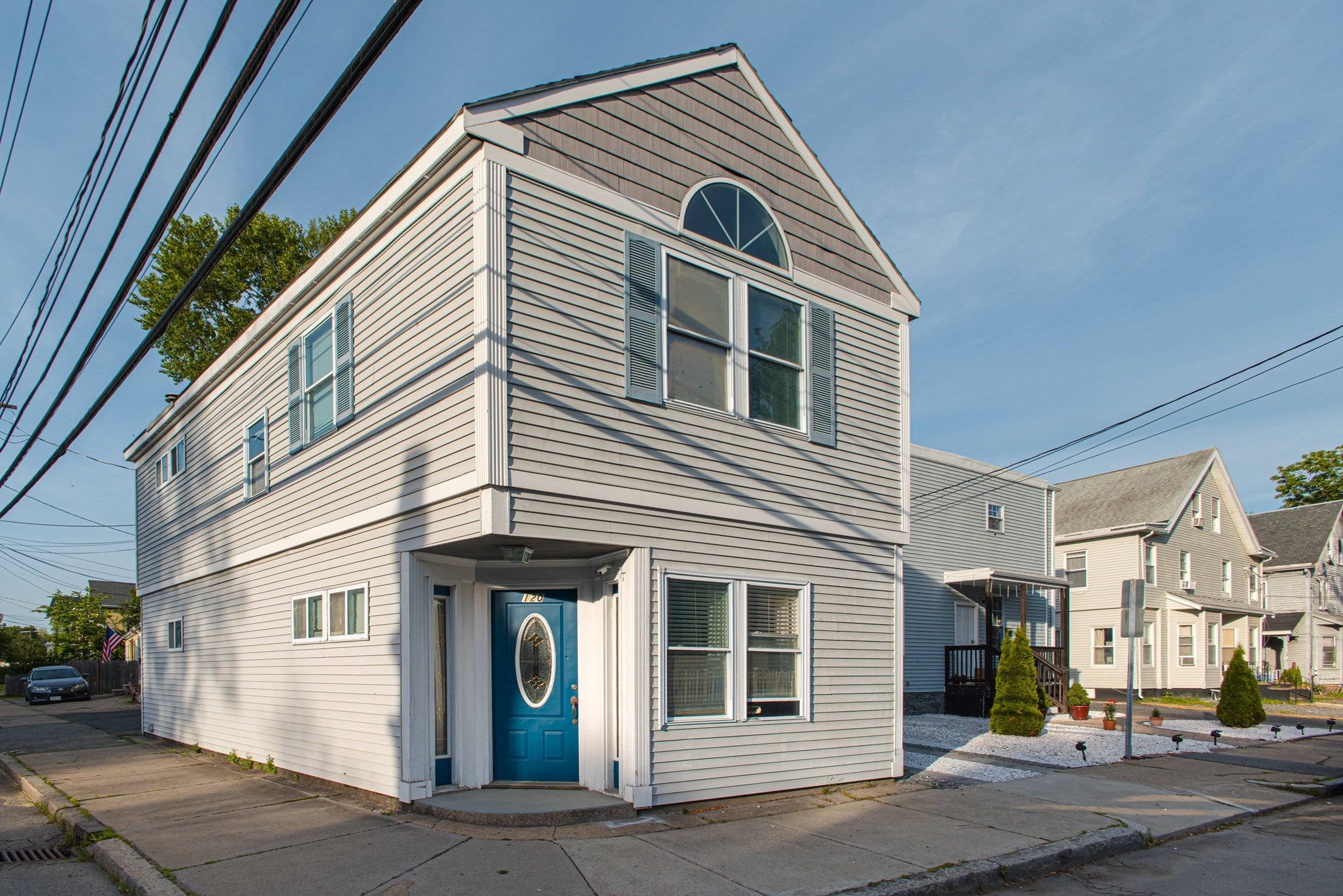 120 Arlington St