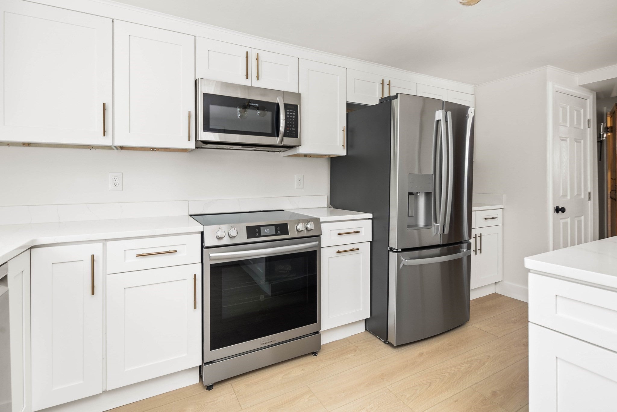 210-212 North St, Hingham, MA, 210-212 North St, Hingham, MA Photo #8