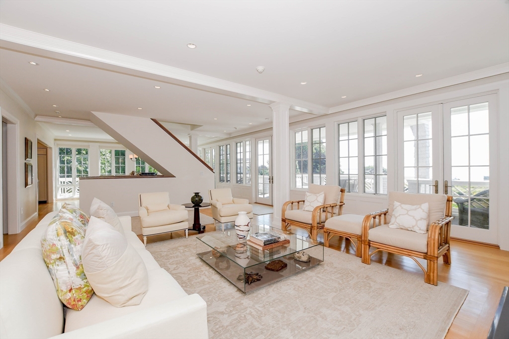 85 Moorings Rd