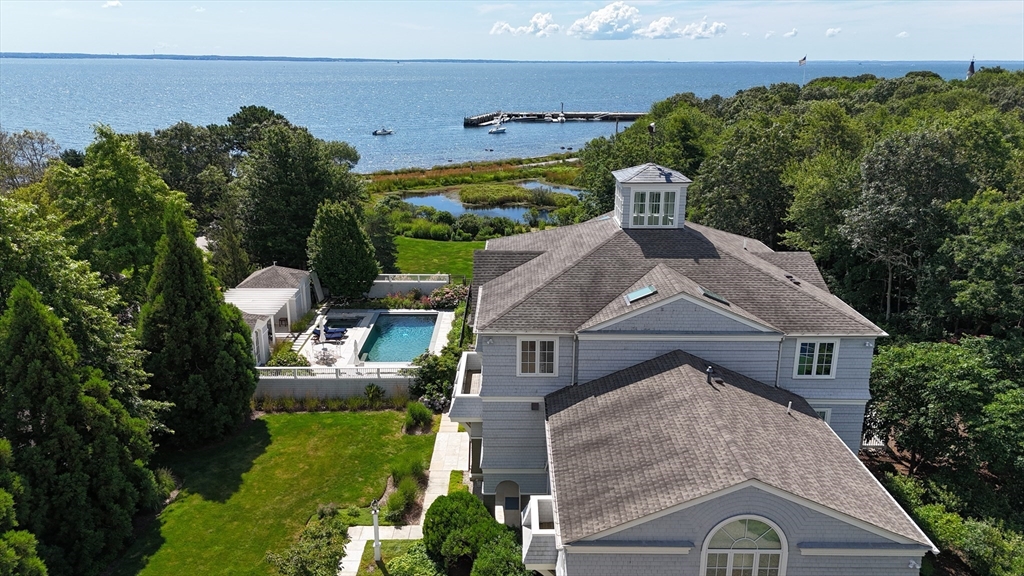 85 Moorings Rd