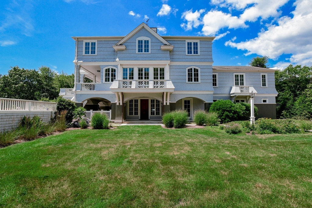 85 Moorings Rd