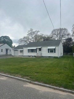 44 Maebeth St