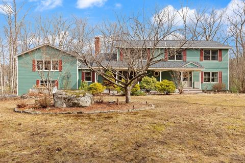 103 Forrest Rd Westford MA 01886