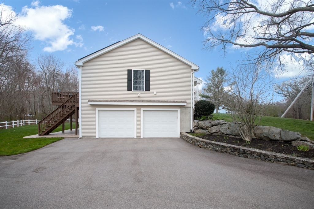 284 Hortonville Rd