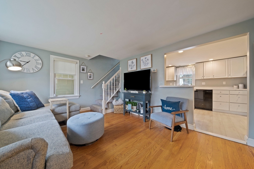 13 Walnut St