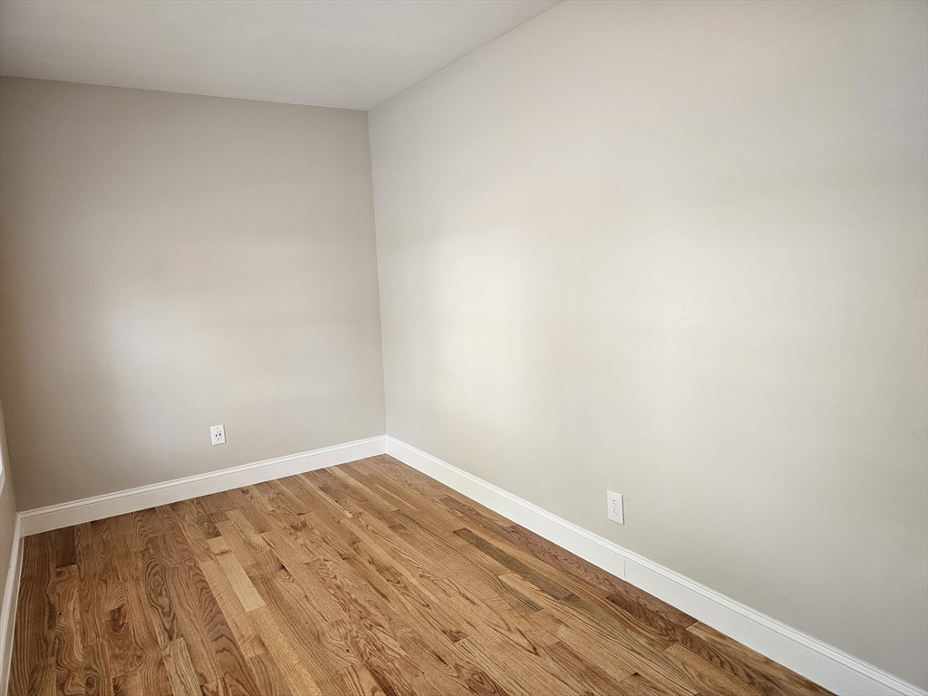 47 Lincoln St #1, Stoneham, MA Photo #12