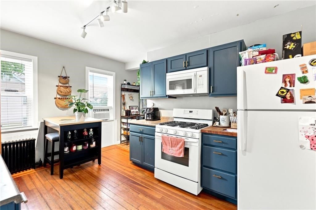 884 River AVE, Providence, RI, 884 River AVE, Providence, RI Photo #4