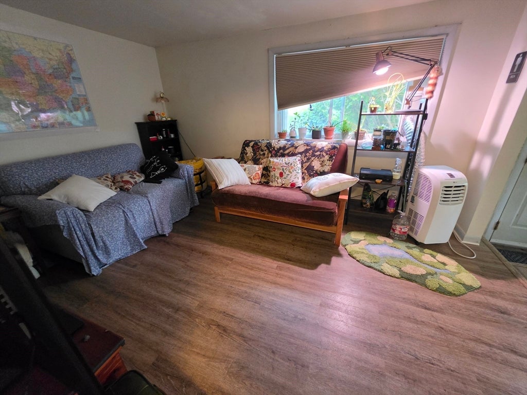 265 N East St, Amherst, MA, 265 N East St, Amherst, MA Photo #22
