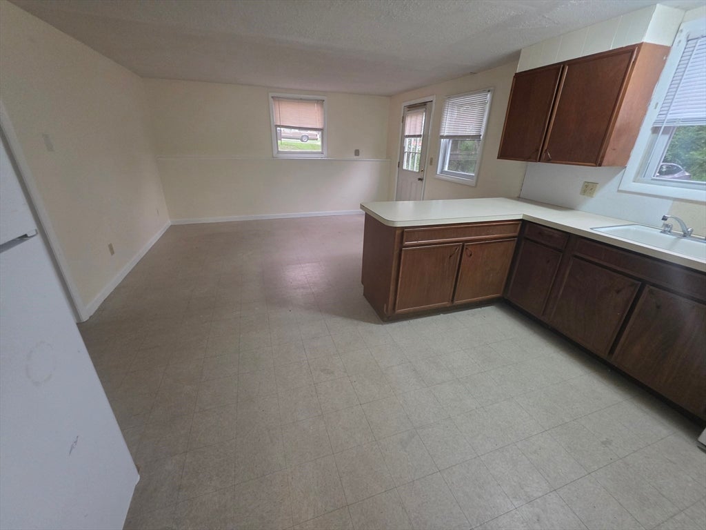 265 N East St, Amherst, MA, 265 N East St, Amherst, MA Photo #7