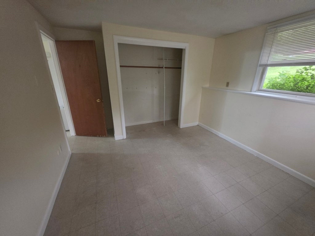 265 N East St, Amherst, MA, 265 N East St, Amherst, MA Photo #5