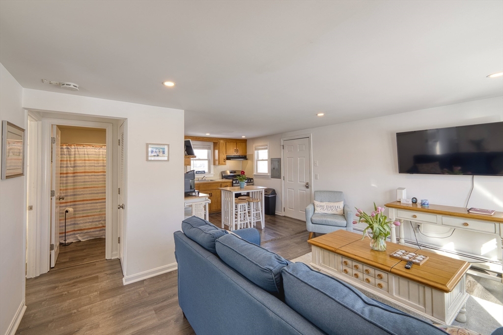 205 Lower County Rd 8