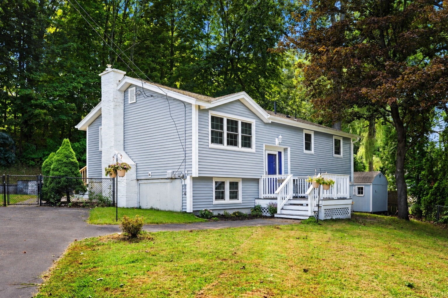 Photo of 15 Sharyn Circle, Lowell, MA