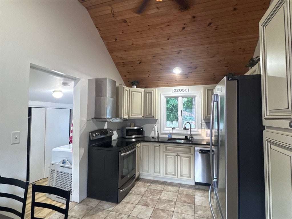 96 Nevada ST #96, Marshfield, MA Photo #9