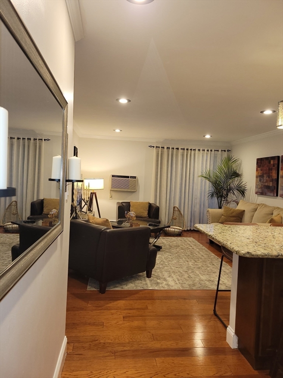 1000 Governors Dr 25