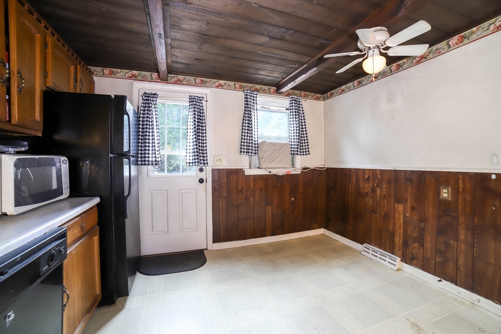 213 Nashua Rd