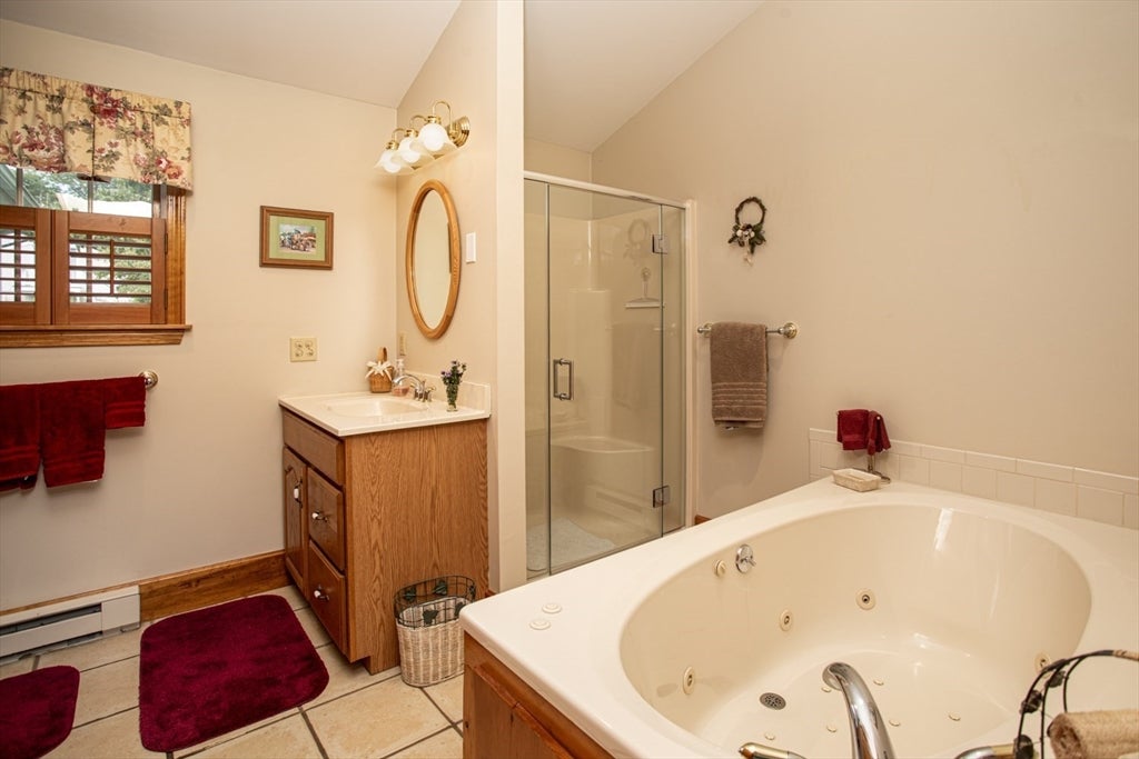 70 Longview Drive, Dartmouth, MA, 70 Longview Drive, Dartmouth, MA Photo #23