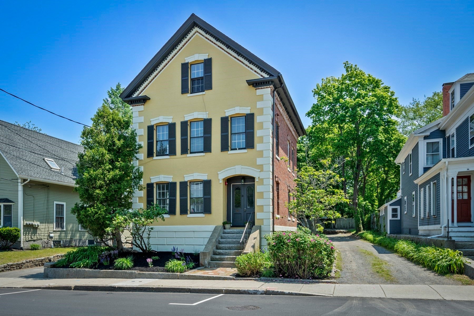 33 Broadway #3, Rockport, MA Photo #2