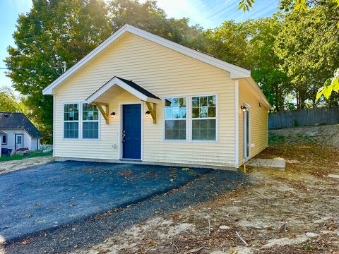 24 Creeper Hill Road R Grafton MA 01536
