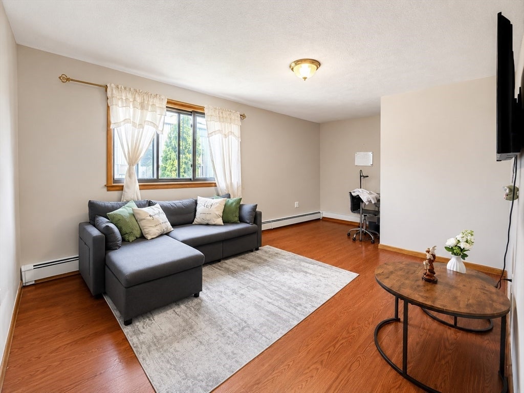 87 Addison St #1, Boston, MA, 87 Addison St #1, Boston, MA Photo #1