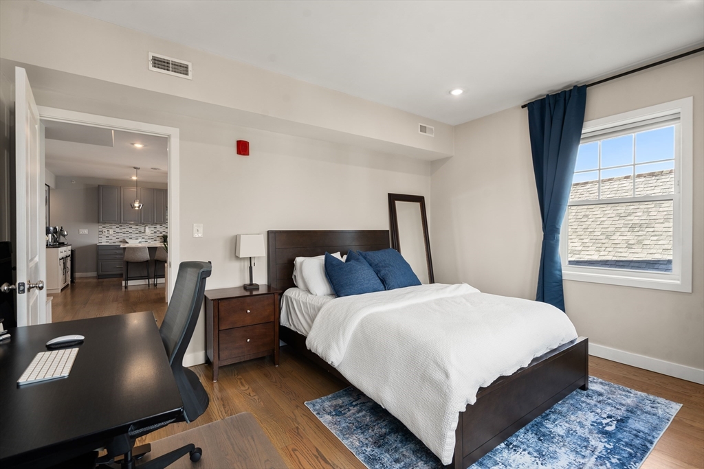 47 Sargent St #5, Boston, MA Photo #16