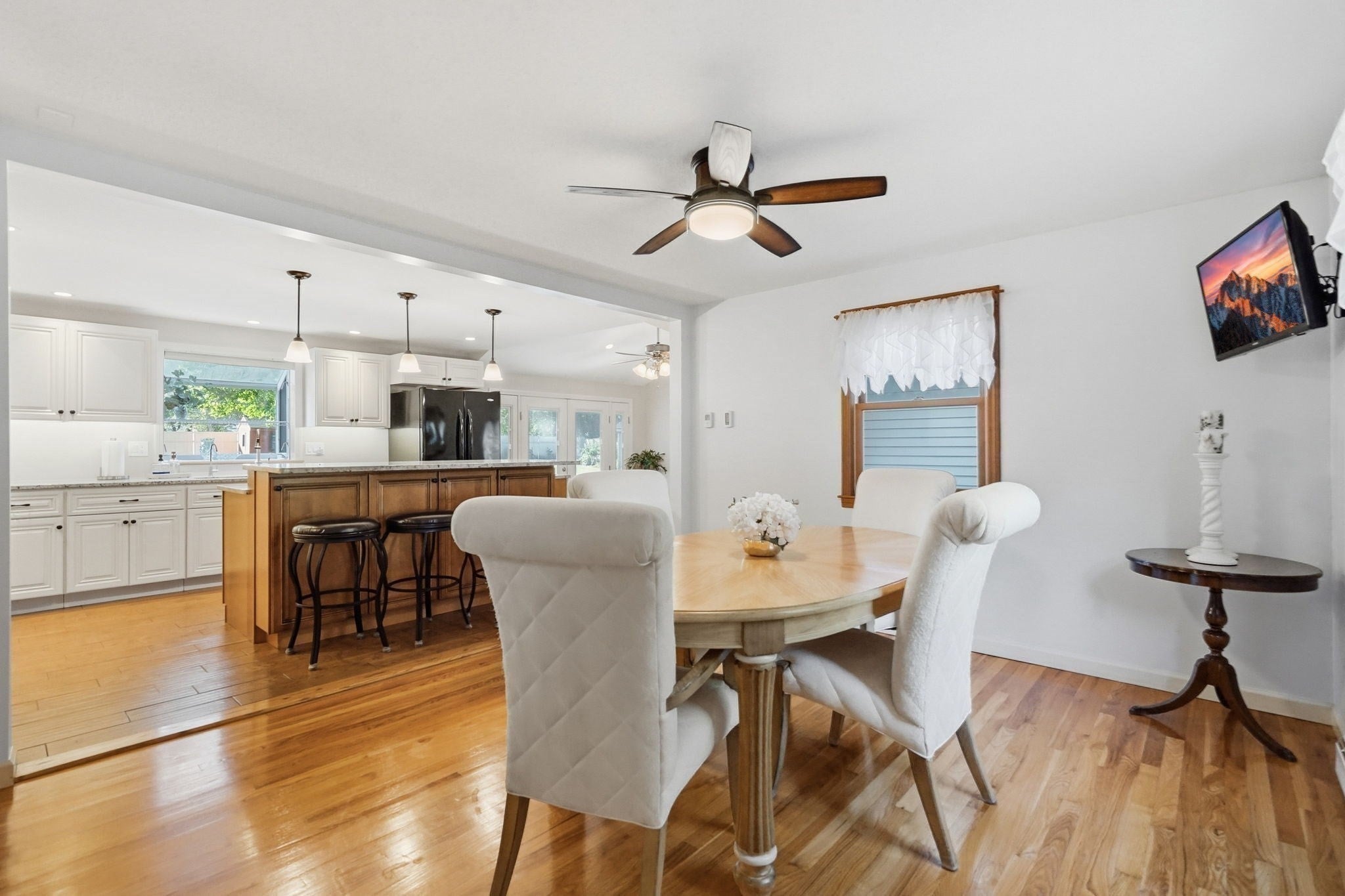 46 Country Rd, Agawam, MA Photo #11