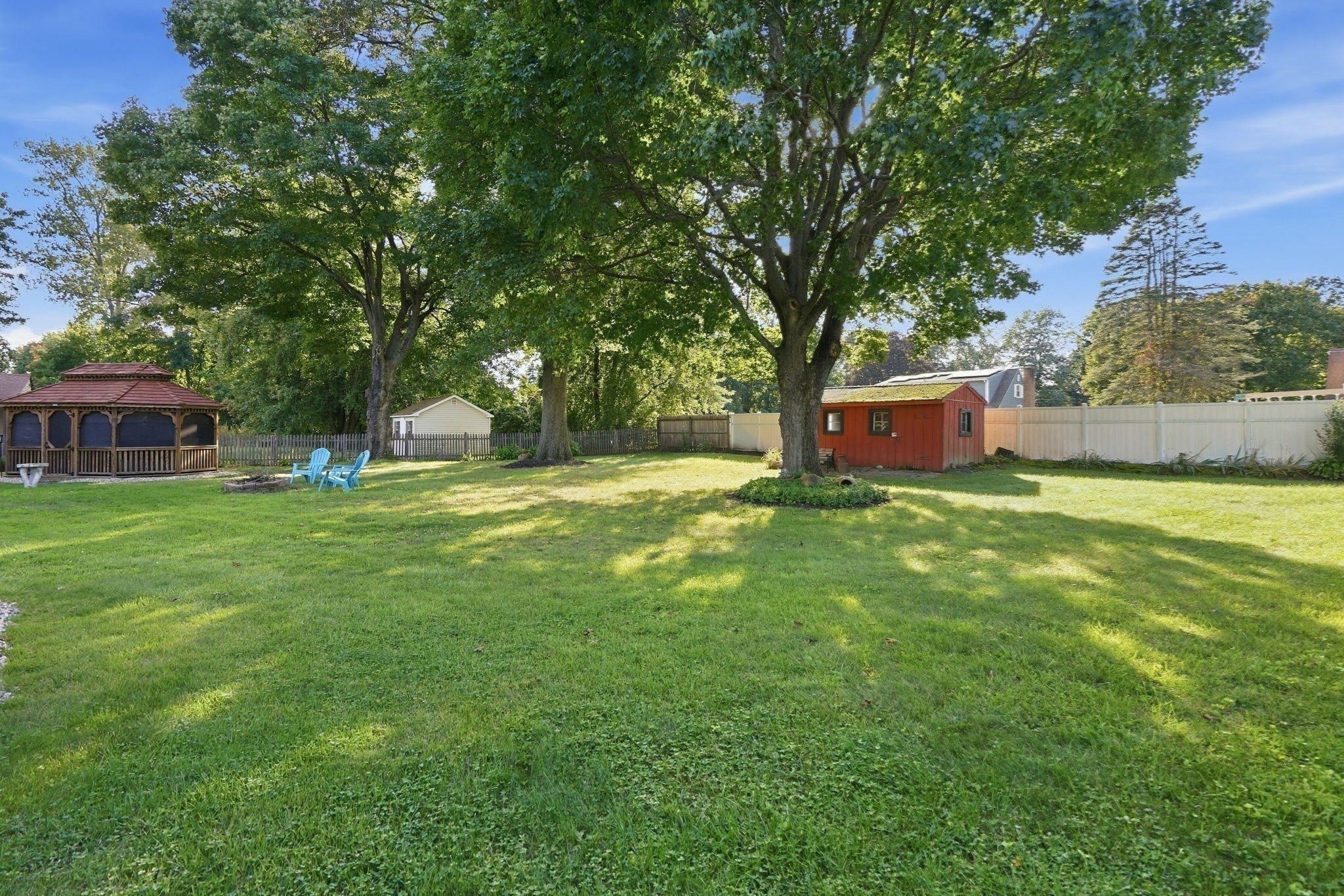 46 Country Rd, Agawam, MA Photo #35
