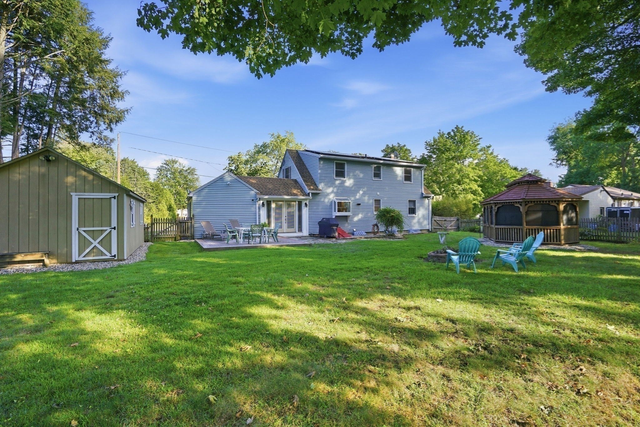46 Country Rd, Agawam, MA Photo #36