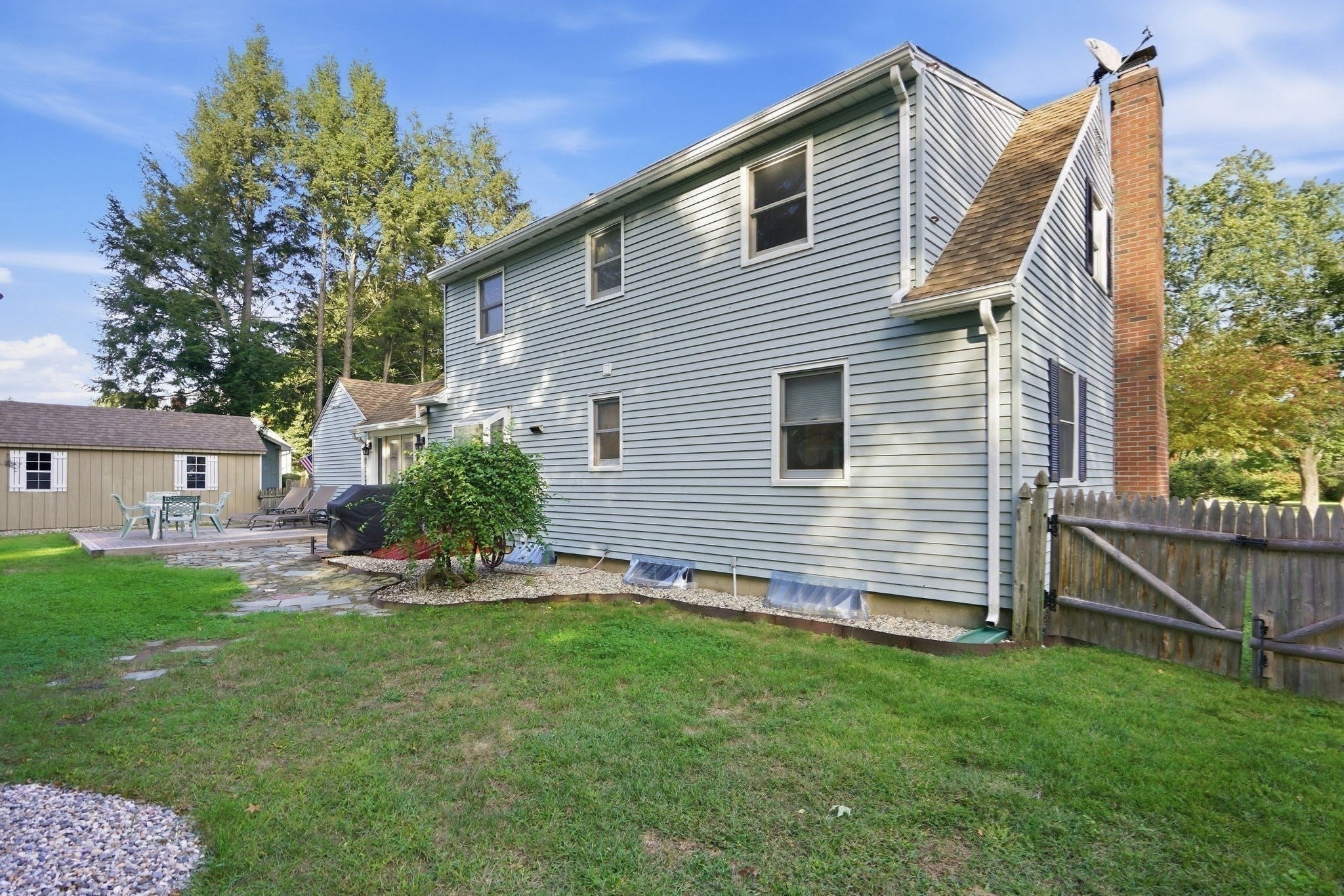 46 Country Rd, Agawam, MA Photo #29