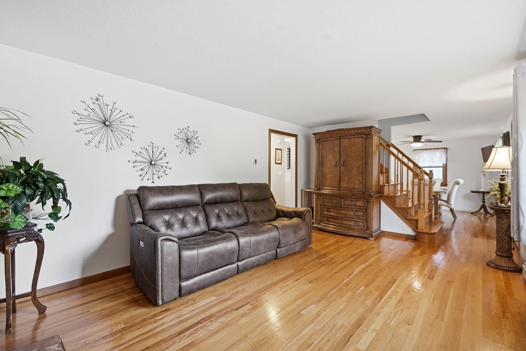 46 Country Rd, Agawam, MA Photo #13