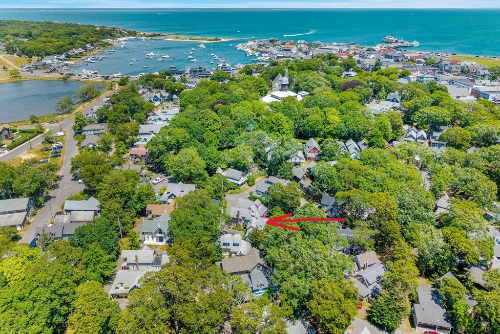 21 Butler Avenue #1, Oak Bluffs, MA, 21 Butler Avenue #1, Oak Bluffs, MA Photo #2