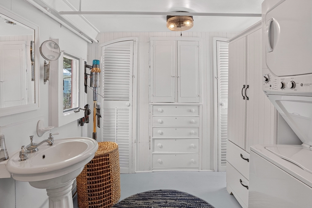 21 Butler Avenue #1, Oak Bluffs, MA, 21 Butler Avenue #1, Oak Bluffs, MA Photo #13