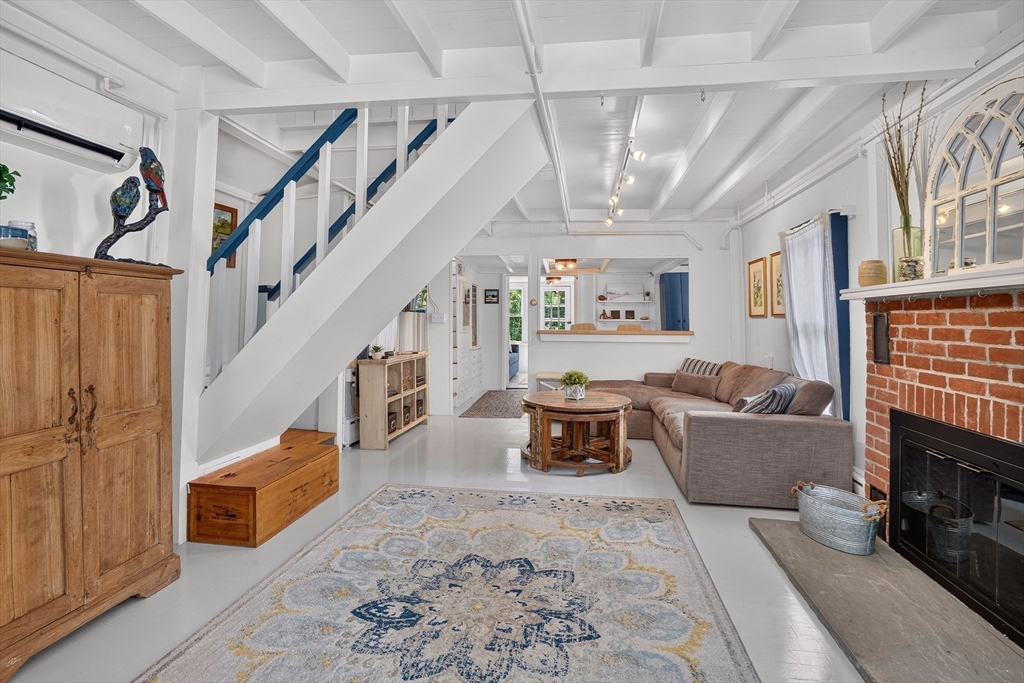 21 Butler Avenue #1, Oak Bluffs, MA, 21 Butler Avenue #1, Oak Bluffs, MA Photo #4