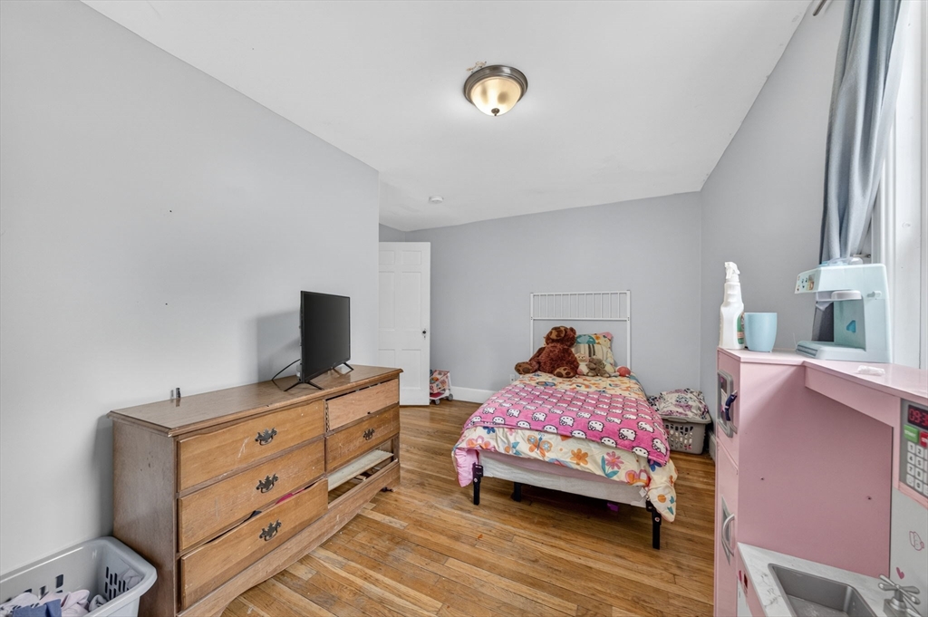 177 Cowesett Ave, West Warwick, RI Photo #25