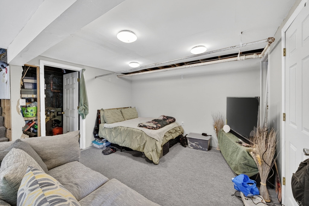 177 Cowesett Ave, West Warwick, RI Photo #32