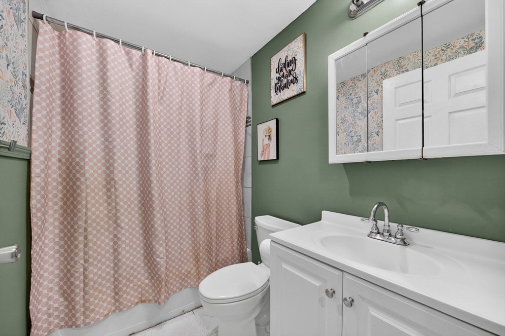 177 Cowesett Ave, West Warwick, RI Photo #26