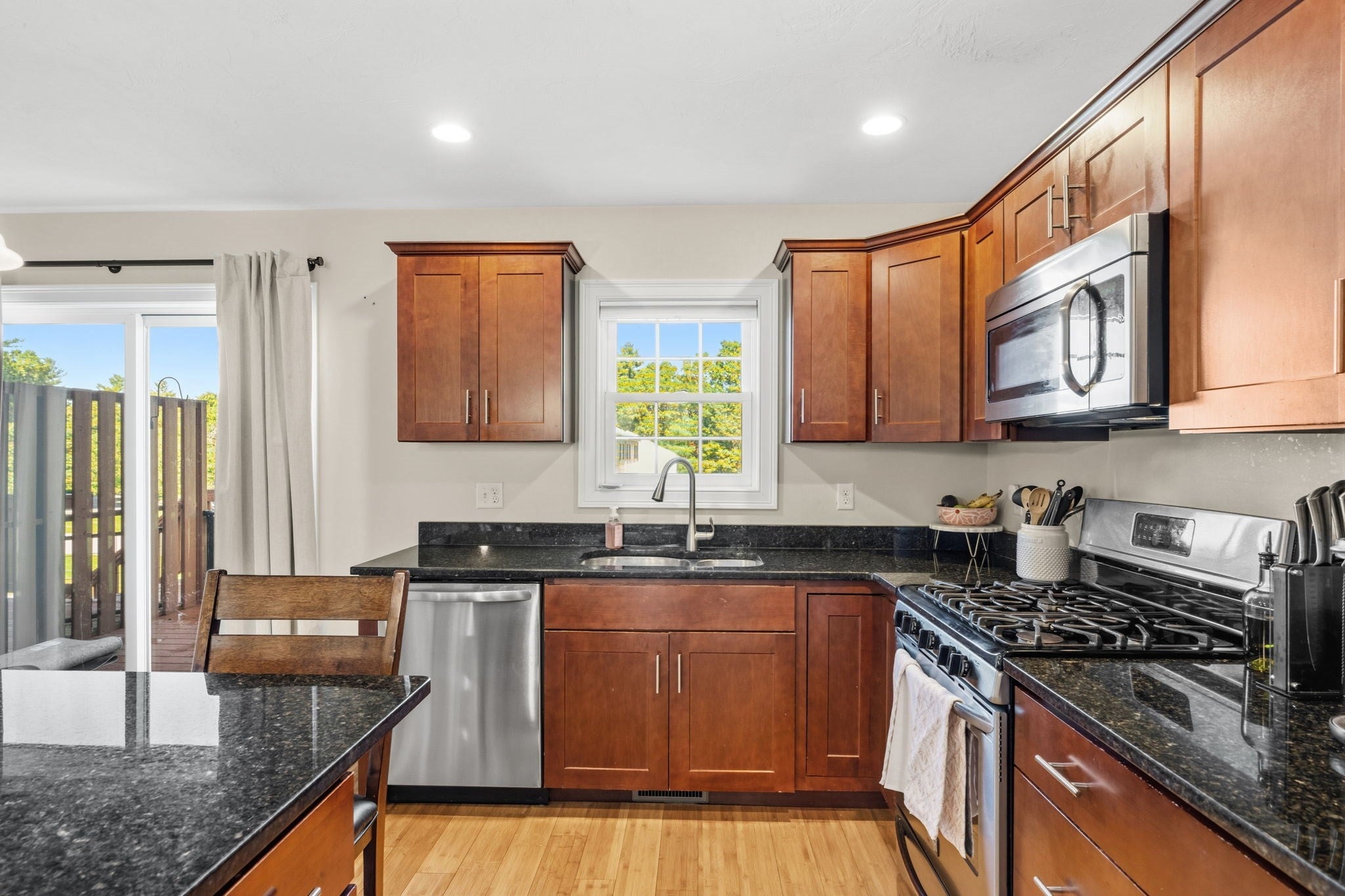 10 Great Cedar Dr #10, Hanson, MA Photo #14