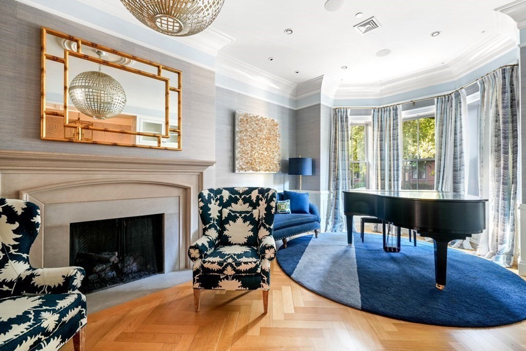 292 Marlborough Street