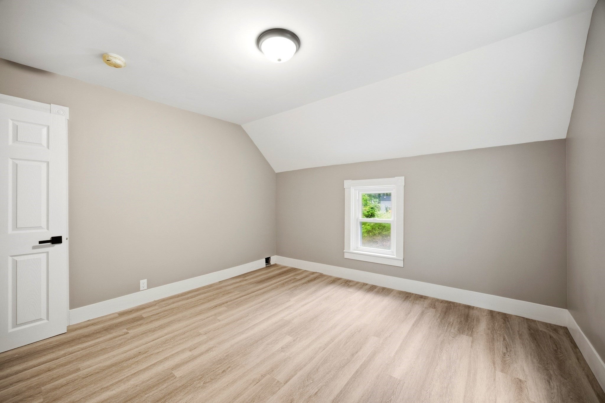 583 Main St, Warren, MA, 583 Main St, Warren, MA Photo #25
