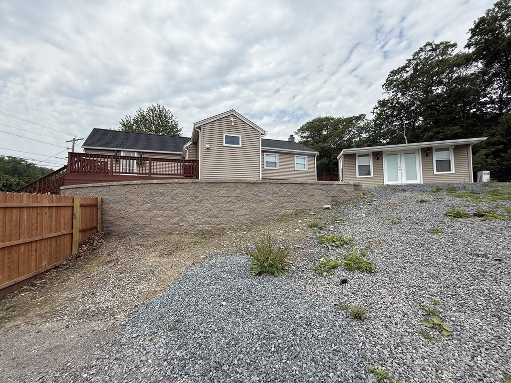 23 Nickerson Rd