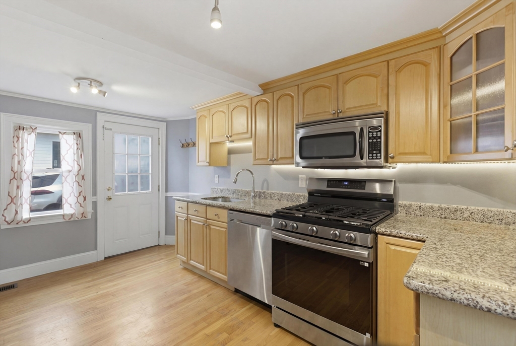 9 Clyde St 9