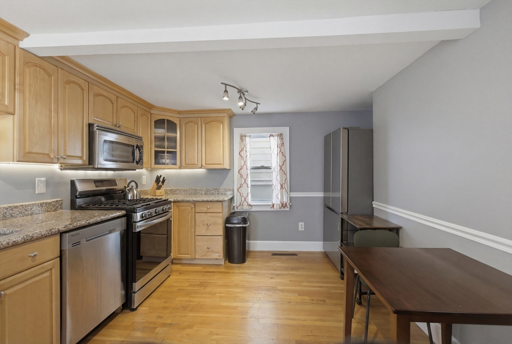 9 Clyde St 9