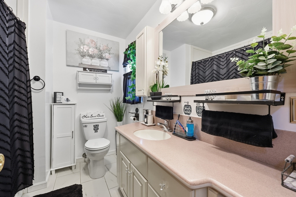 976 Tinkham Rd, Wilbraham, MA Photo #12